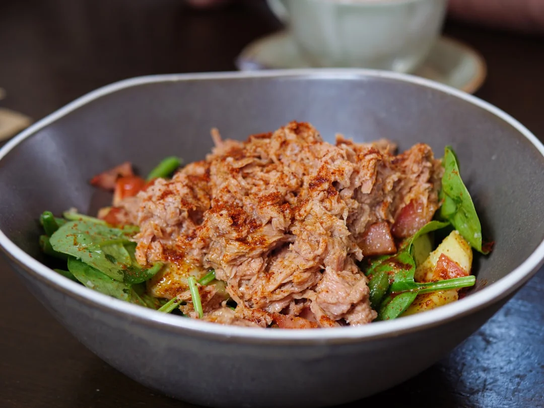 Red tuna dish restaurant