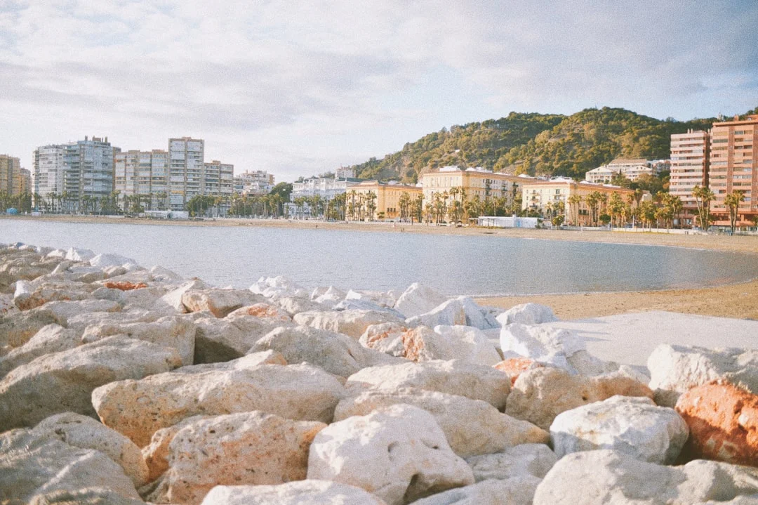Hitzewelle in Málaga endet: Terral-Wind und Warnungen lassen nach