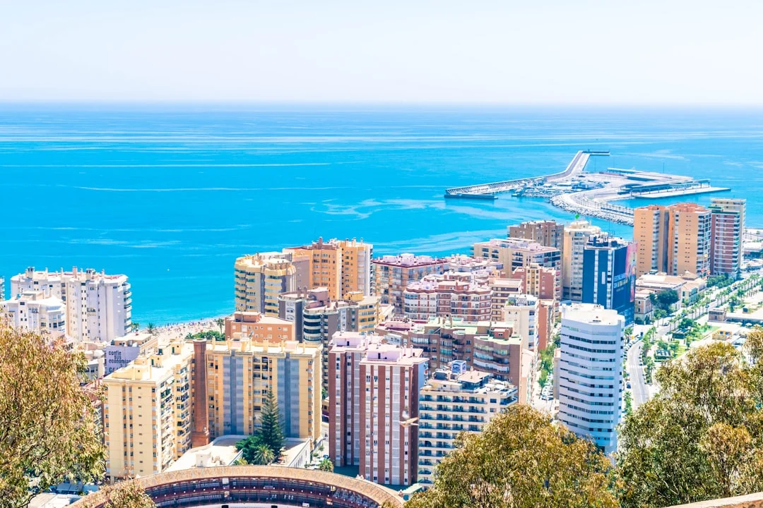 Ersparnisse in Málaga erreichen dank demografischem Boom neuen Rekordwert
