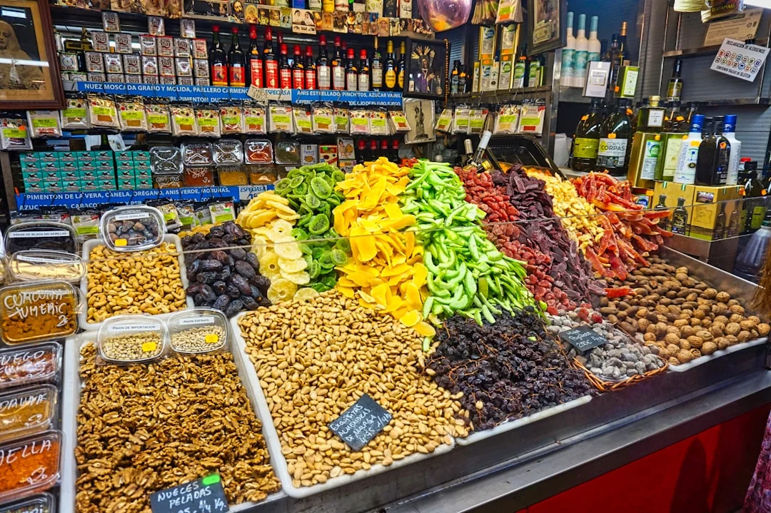 Wie Sie auf den Märkten in Málaga wie ein Einheimischer einkaufen